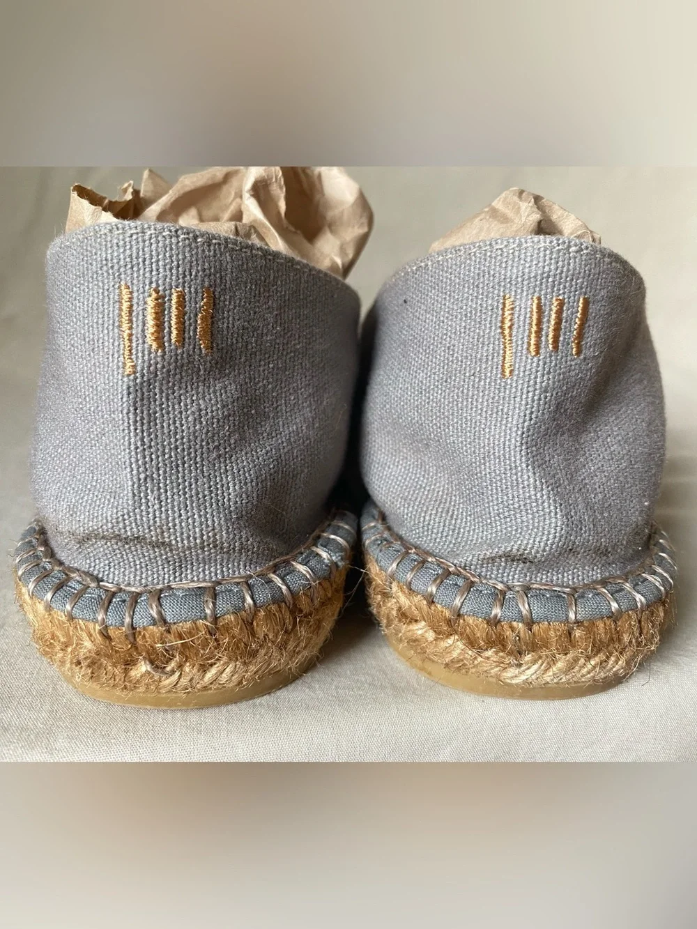 Viscata | Light Gray Canvas and Jute Stitched Espadrille Flats Size 39/8.5
